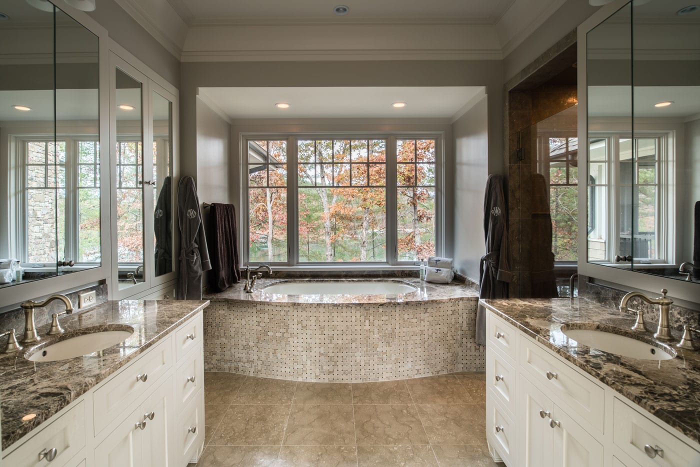 Keowee Falls Getaway Bathroom