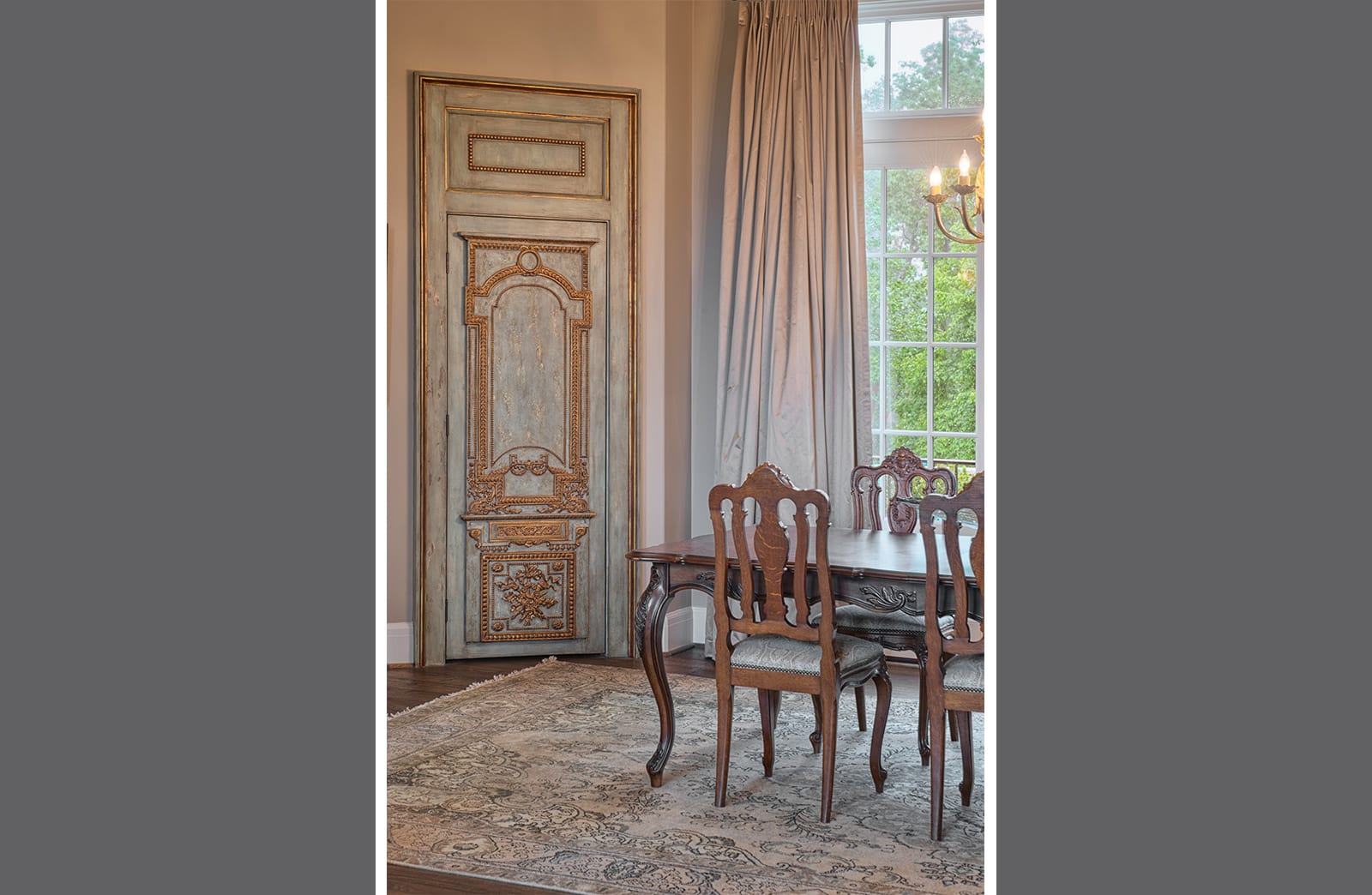 Estate at Mountain Park Dining Decor