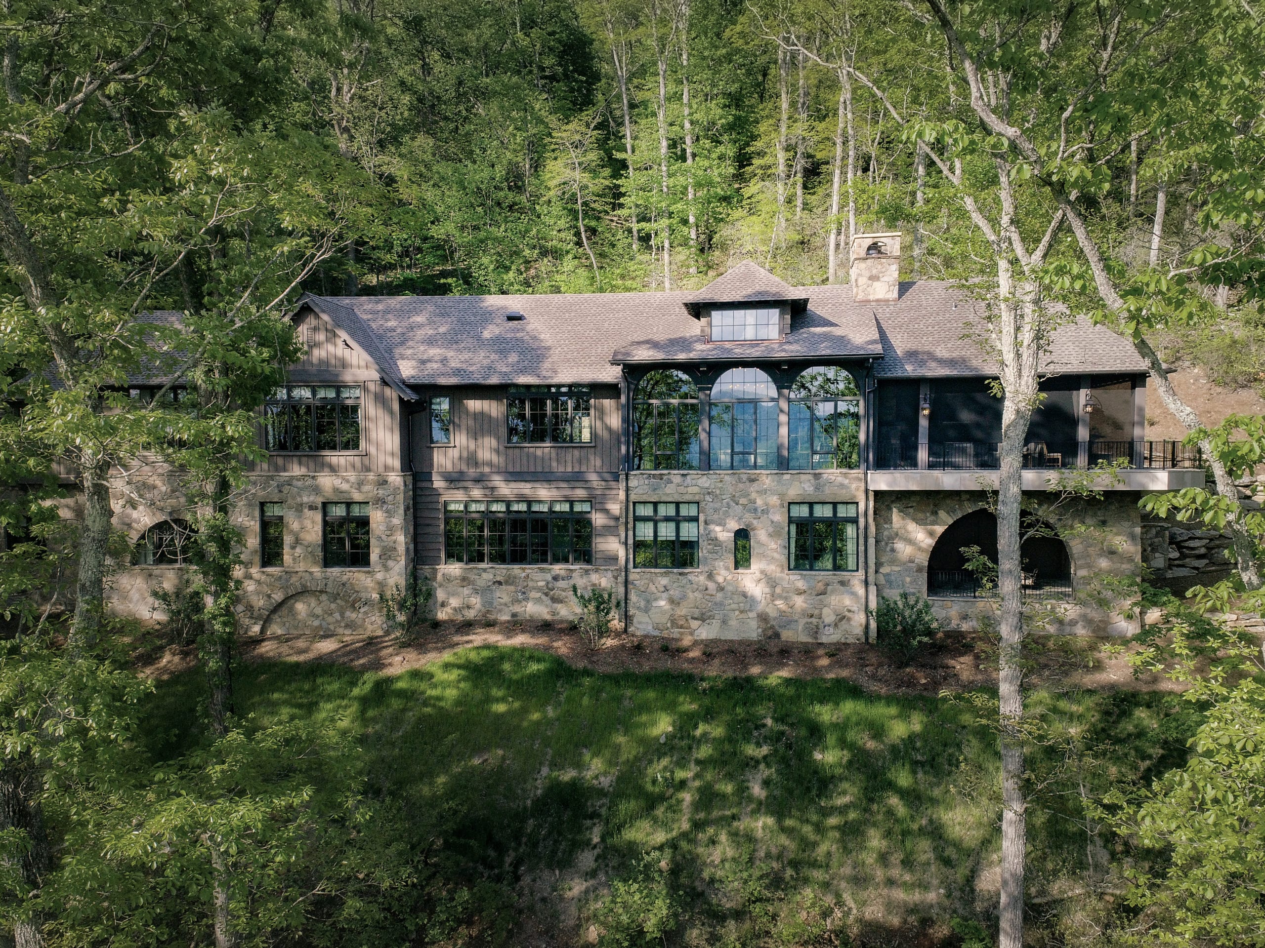 Old World Hideaway Back