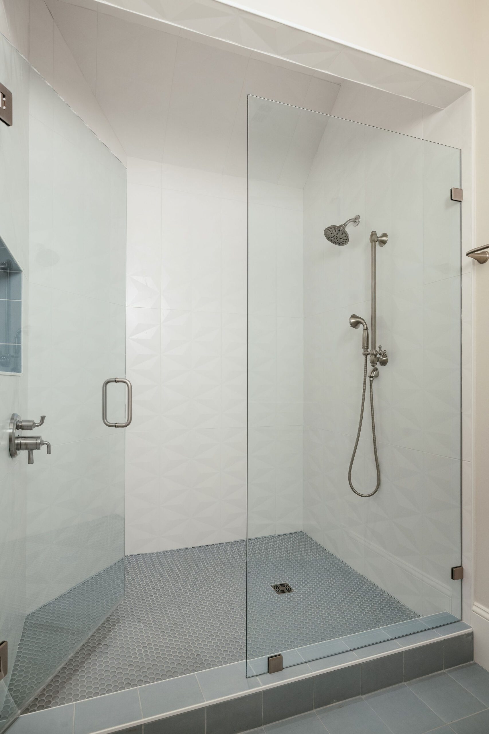 Bunk room walk-in shower